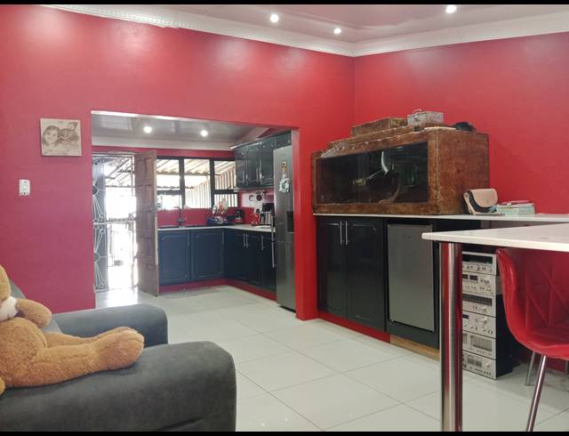 3 BEDROOM HOUSE FOR SALE IN NORTHDALE